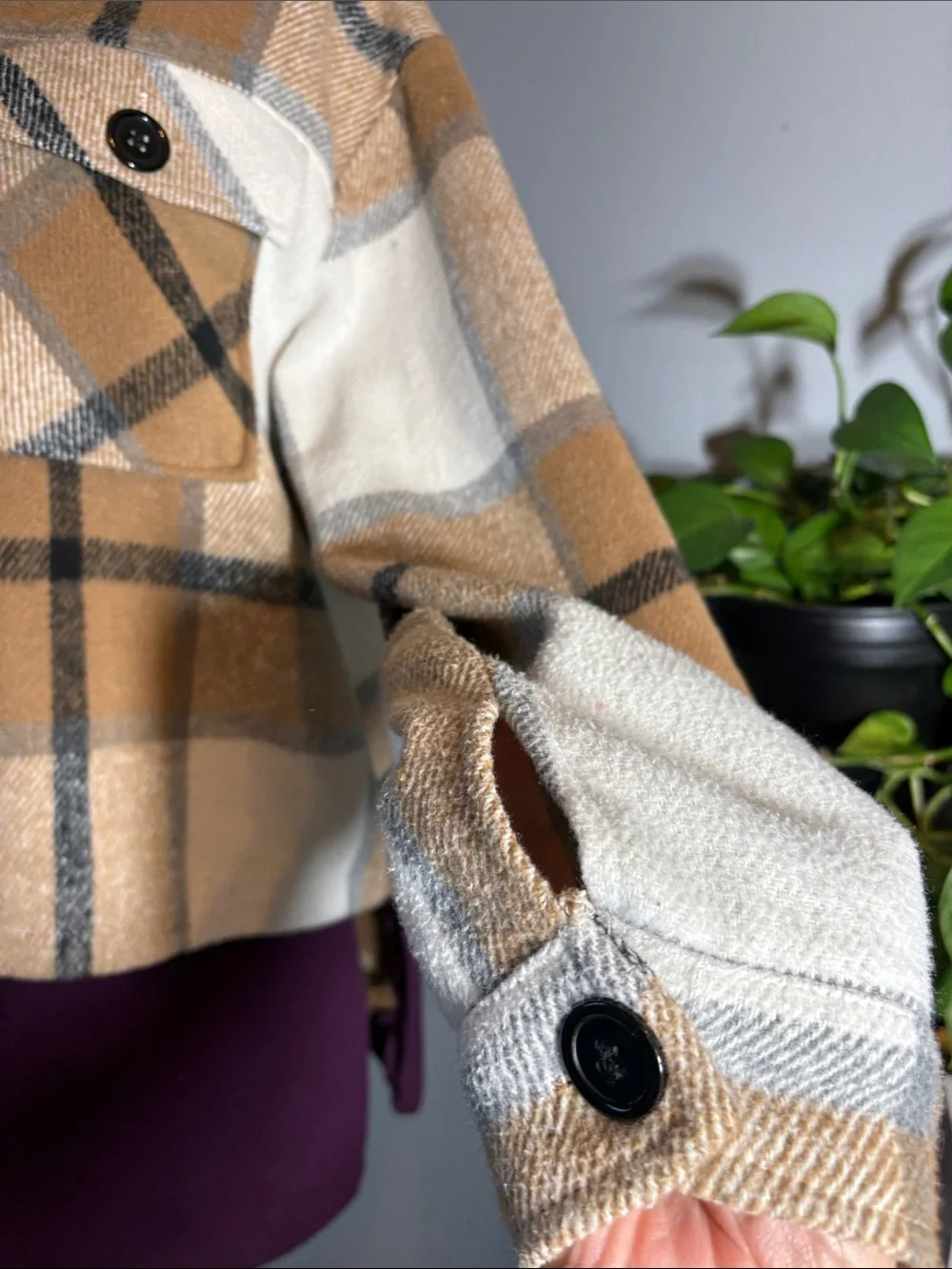 Plaid Button-Front Shacket Jacket - Cream & Tan